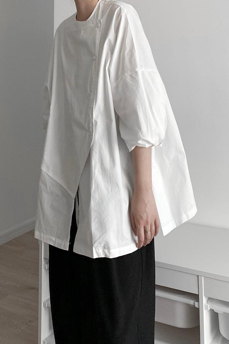 Cool Measured Bias-breasted Irregular-placket Shirt by painevida