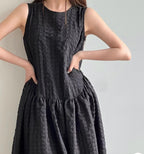 Simple Round Neck Pleated Loose Plaid Vest Dress