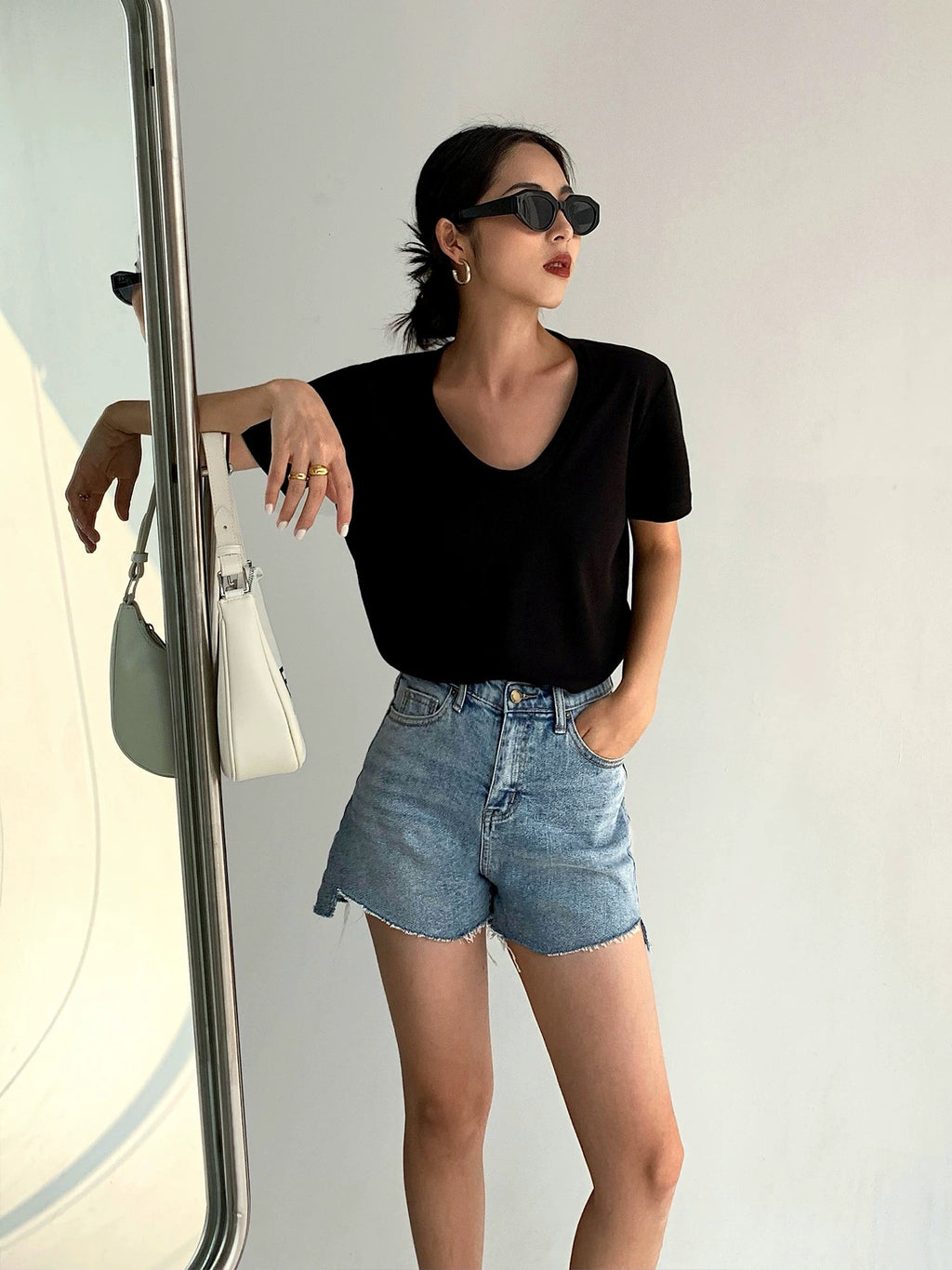 Casual V-Neck Short-Sleeved Top