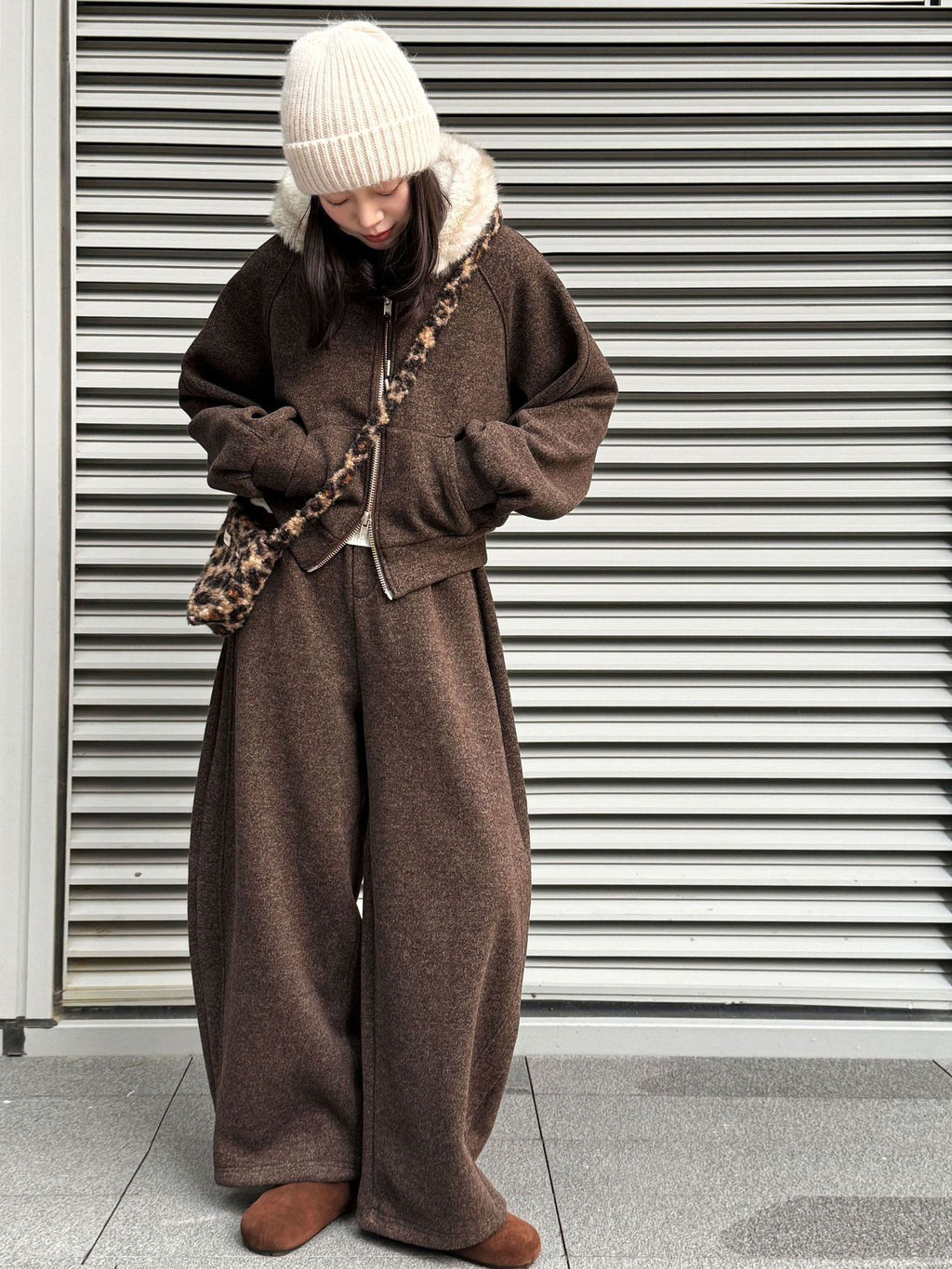 Fur-Collar Sweatshirt Jacket and Wide-Leg Pants Set - Luxe Casual Ensemble