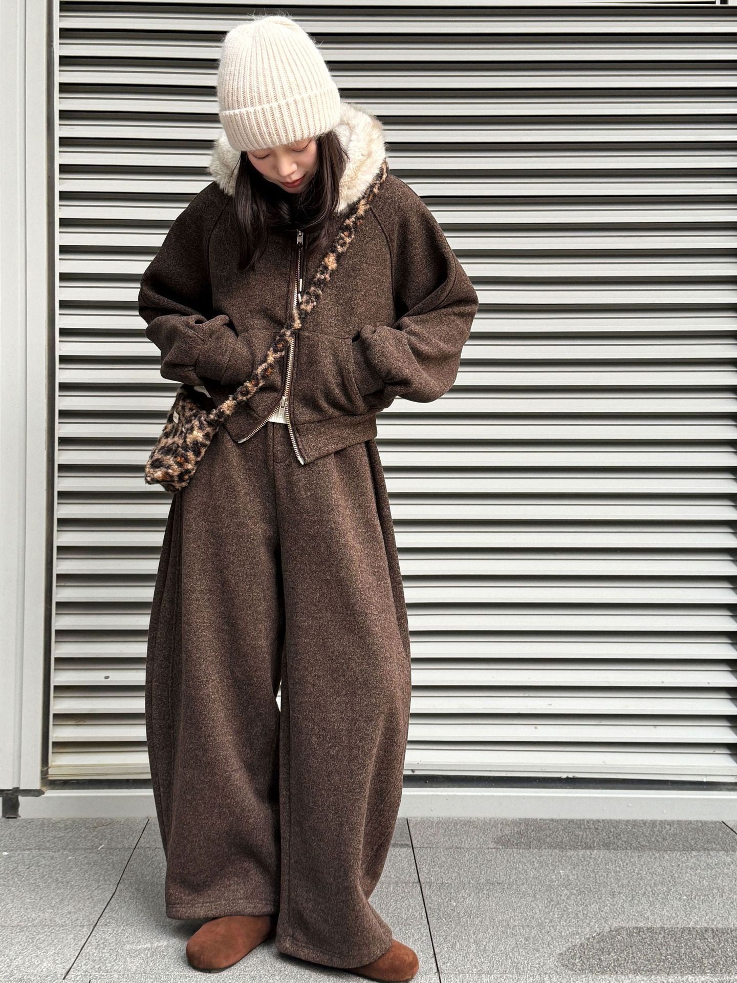 Fur-Collar Sweatshirt Jacket and Wide-Leg Pants Set - Luxe Casual Ensemble