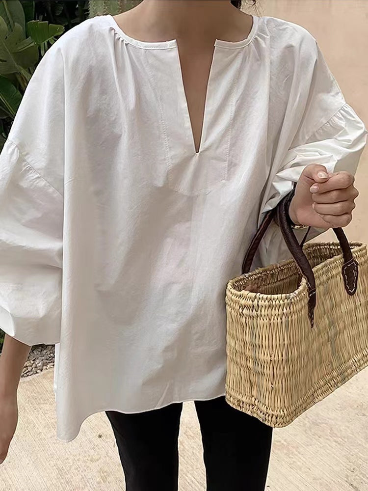 Simple V-neck Shirt by painevida