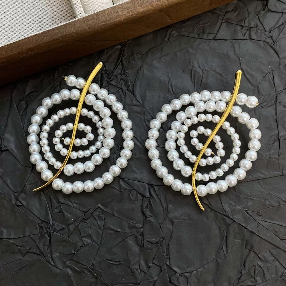 Vintage Hepburn Pearl Earrings