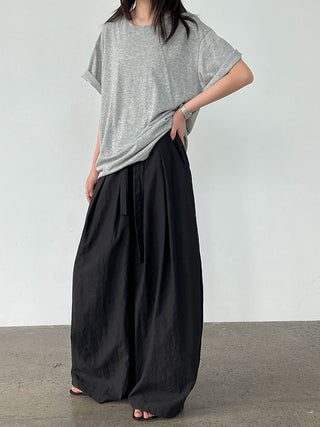 Relaxed Drawstring Pleated Wide-leg Trousers by painevida