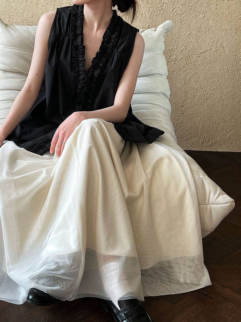 Ruffle Hem Petal Collar Sleeveless Shirt