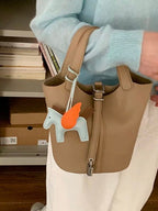 Fashion Basket Messenger Bag by painevida