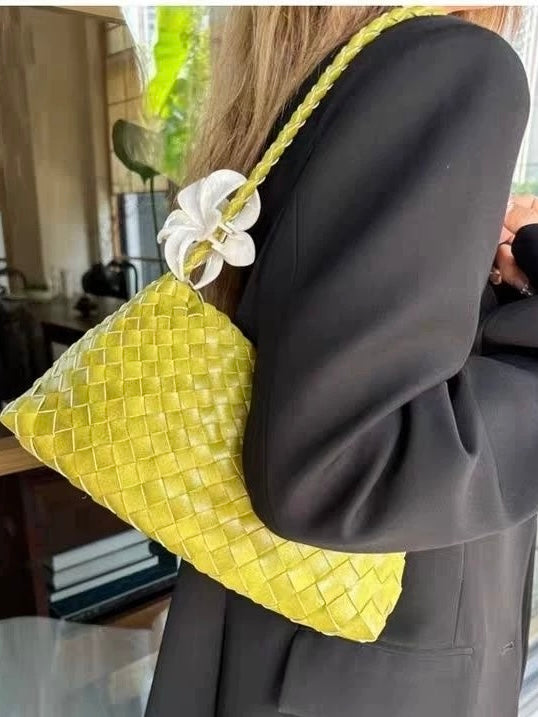 Vintage Woven Shoulder Bag