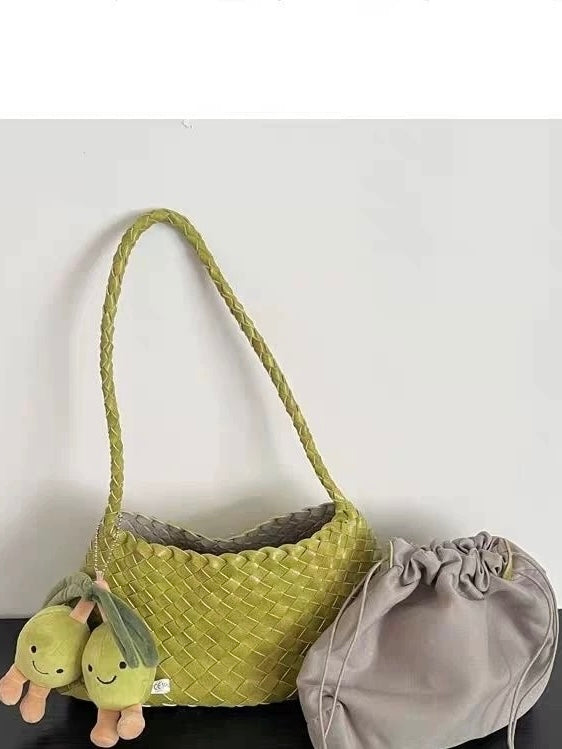 Vintage Woven Shoulder Bag