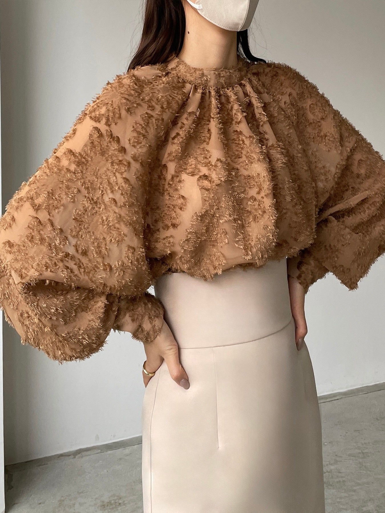 Flower Embroidered Long-Sleeved Shirt - PAINEVIDA