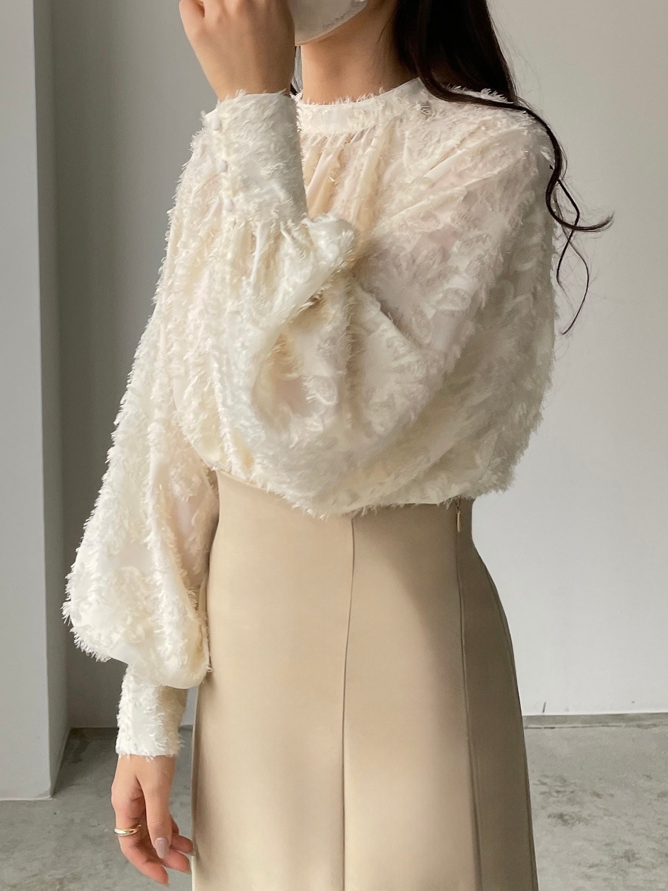 Flower Embroidered Long-Sleeved Shirt - PAINEVIDA