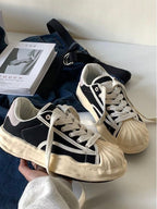 Casual And Versatile Shell Toe Sneakers by painevida