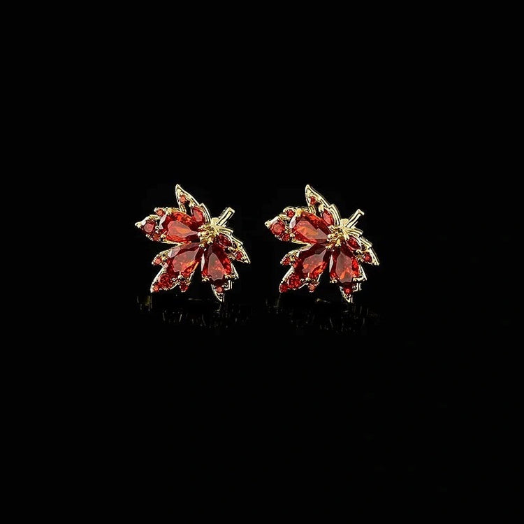 Vintage Maple Leaf Earrings by painevida