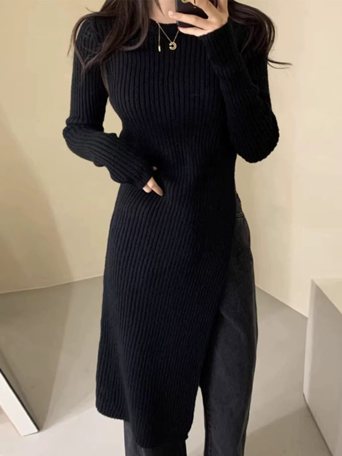 Round Neck Irregular Slit Knit Dress