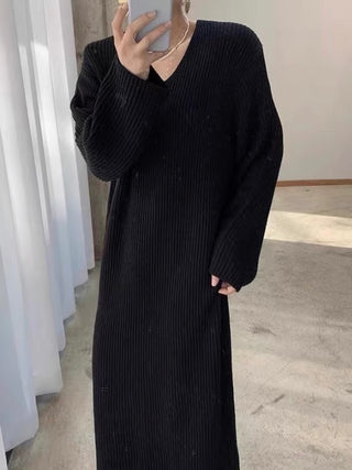 Retro V-neck Casual Long-sleeved Knitted Dress