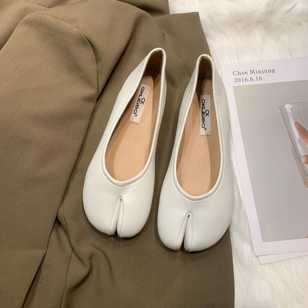 Low-Cut Slip-On Flat Shoes by painevida