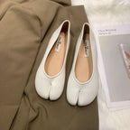 Low-Cut Slip-On Flat Shoes by painevida