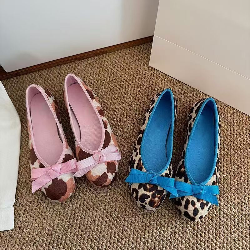Bow-Print Leopard-Toe Ballet Flats by painevida