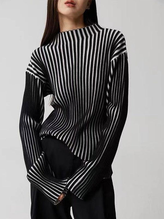 Black and White Contrast Turtleneck Knit Sweater