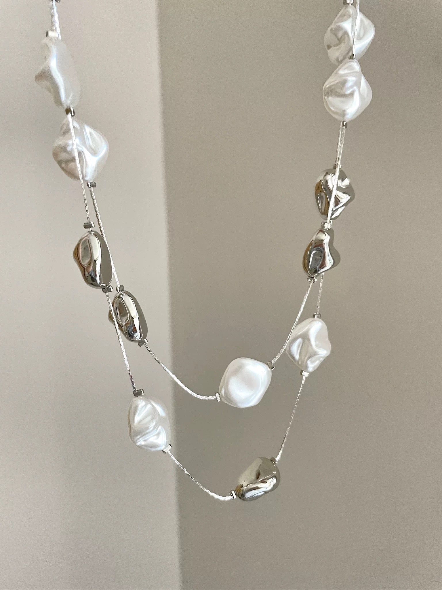 Vintage Baroque Style Stone Bead Art Necklace