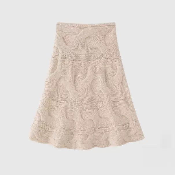 100% Wool Windproof 3D Cable Knit Turtleneck Cape Vest