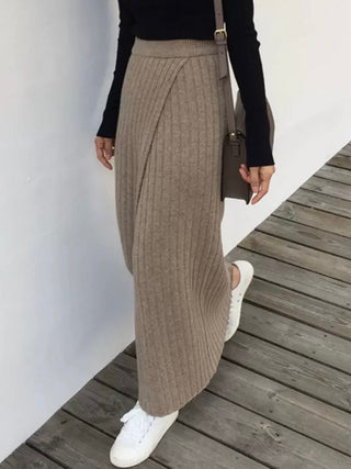 Retro Slit Knitted Skirt