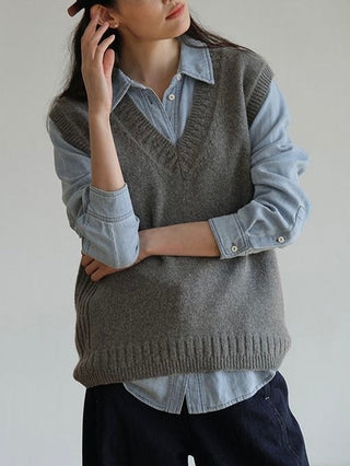 Sleeveless Knitted Vest by painevida