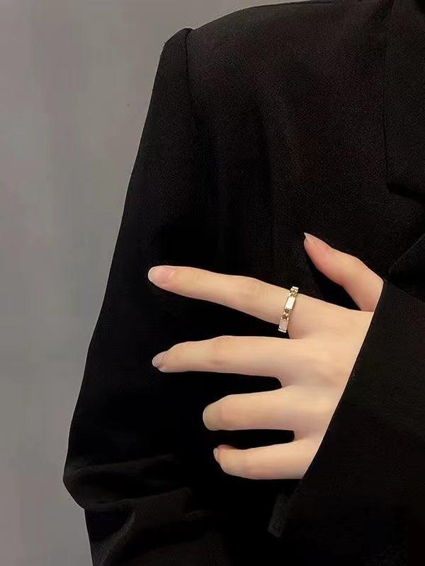 White Knuckle Open Ring by painevida