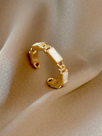 White Knuckle Open Ring by painevida