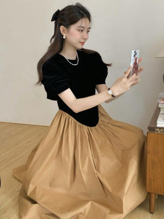 Vintage Crew Neck Puff Sleeve Irregular Pleated Dress