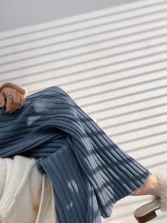 Loose Fashion Knitted Trousers