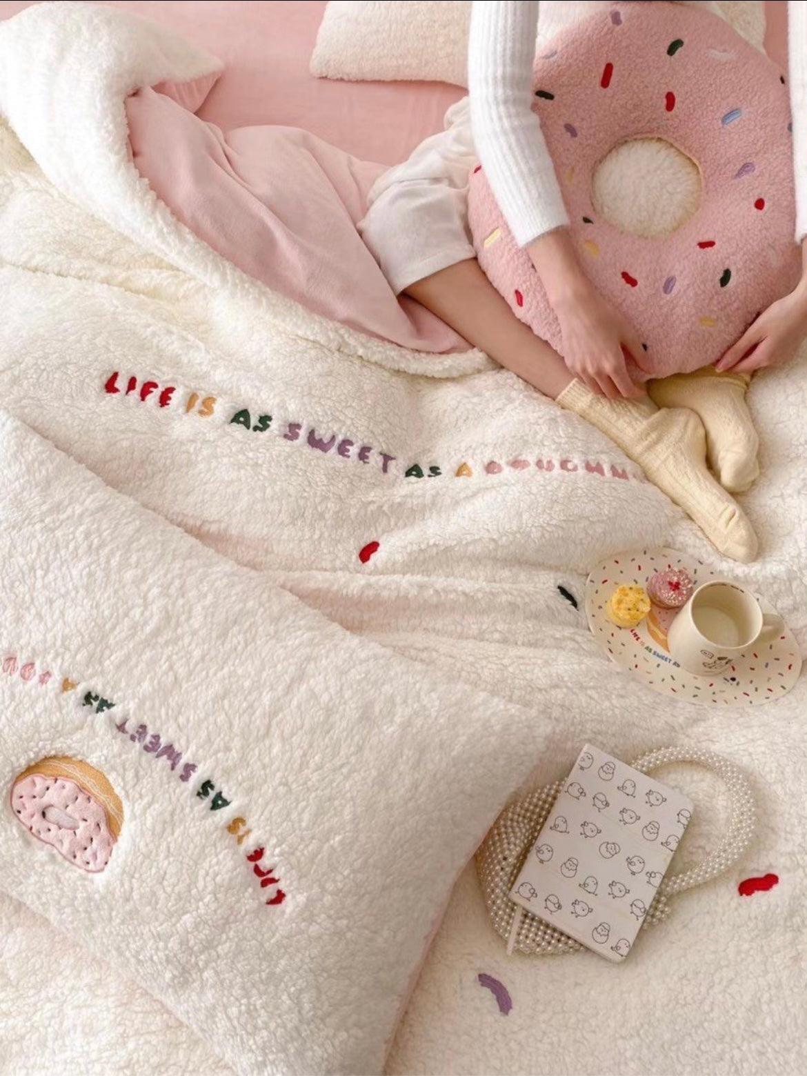 Donut Soft Lambswool Warm Bed Four Piece Sheet Set