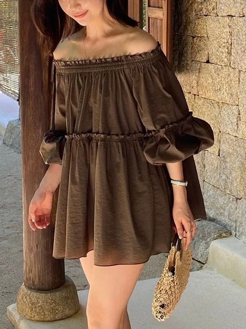 Off-The-Shoulder Ruffled Lantern Sleeve Shirt