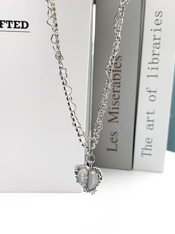 Sparkling Heart Nekelace by painevida