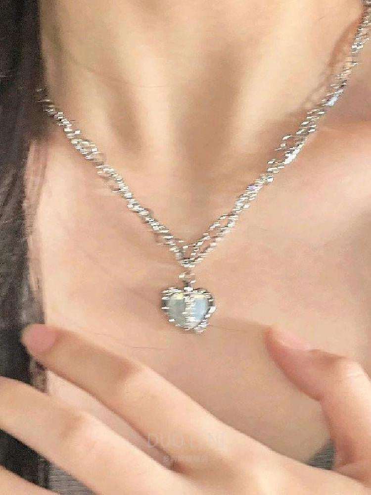 Sparkling Heart Nekelace - PAINEVIDA