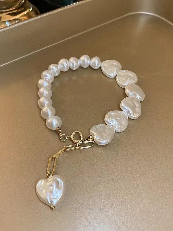 Heart Pearl Beaded Bracelet by painevida