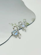 Lava Cutout Heart Stud Earrings - PAINEVIDA