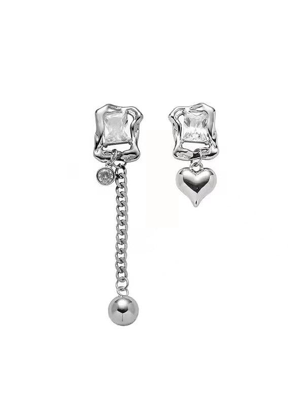Asymmetric Zirconia Heart Earrings - PAINEVIDA