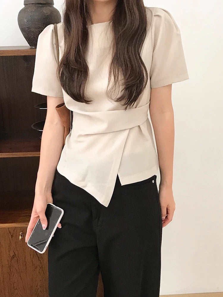 Irregularly Pleated Short-Sleeved Shirt