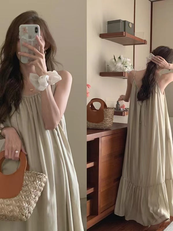 Loose Suspender Pleated Vacation Dress