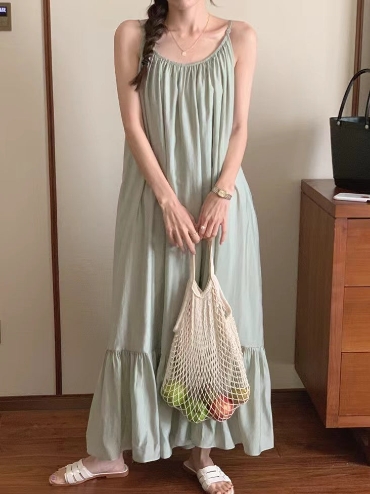 Loose Suspender Pleated Vacation Dress