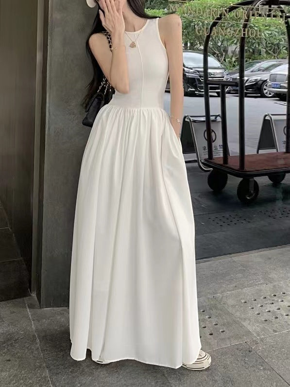 Minimalist Sleeveless Elegant Long Dress - PAINEVIDA