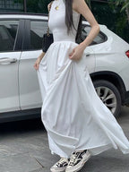 Minimalist Sleeveless Elegant Long Dress - PAINEVIDA