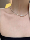 Mini Triangle Geometric Shard Silver Necklace - PAINEVIDA