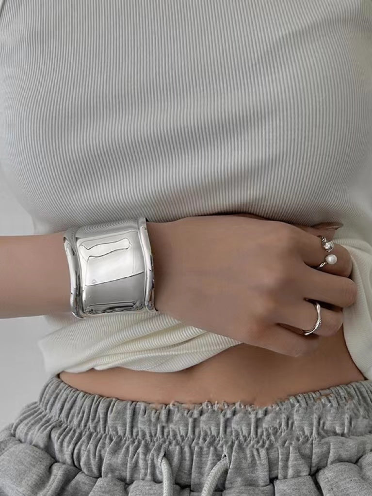 Niche Design Wide Opening Irregular Bracelet