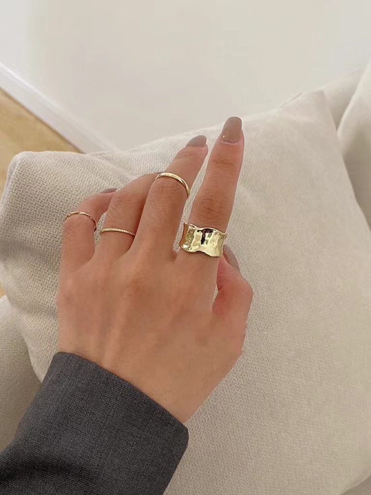Simple Design 8 Rings set by painevida