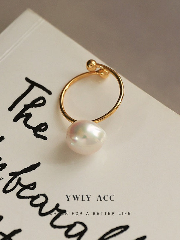 Natural Baroque Pearl Open Ring by painevida
