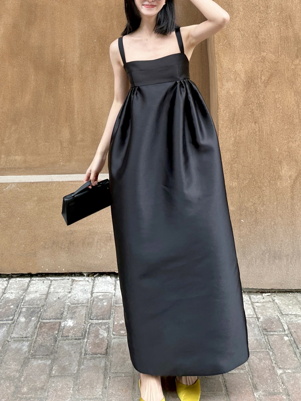 Elegant Black Strapless Evening Dress - PAINEVIDA