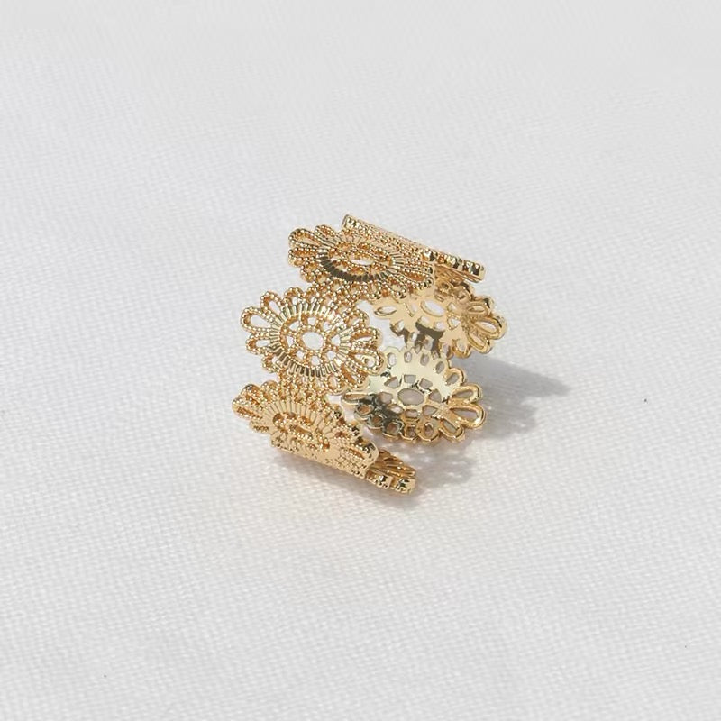 Exquisite Hollow out Openwork Lace Ring