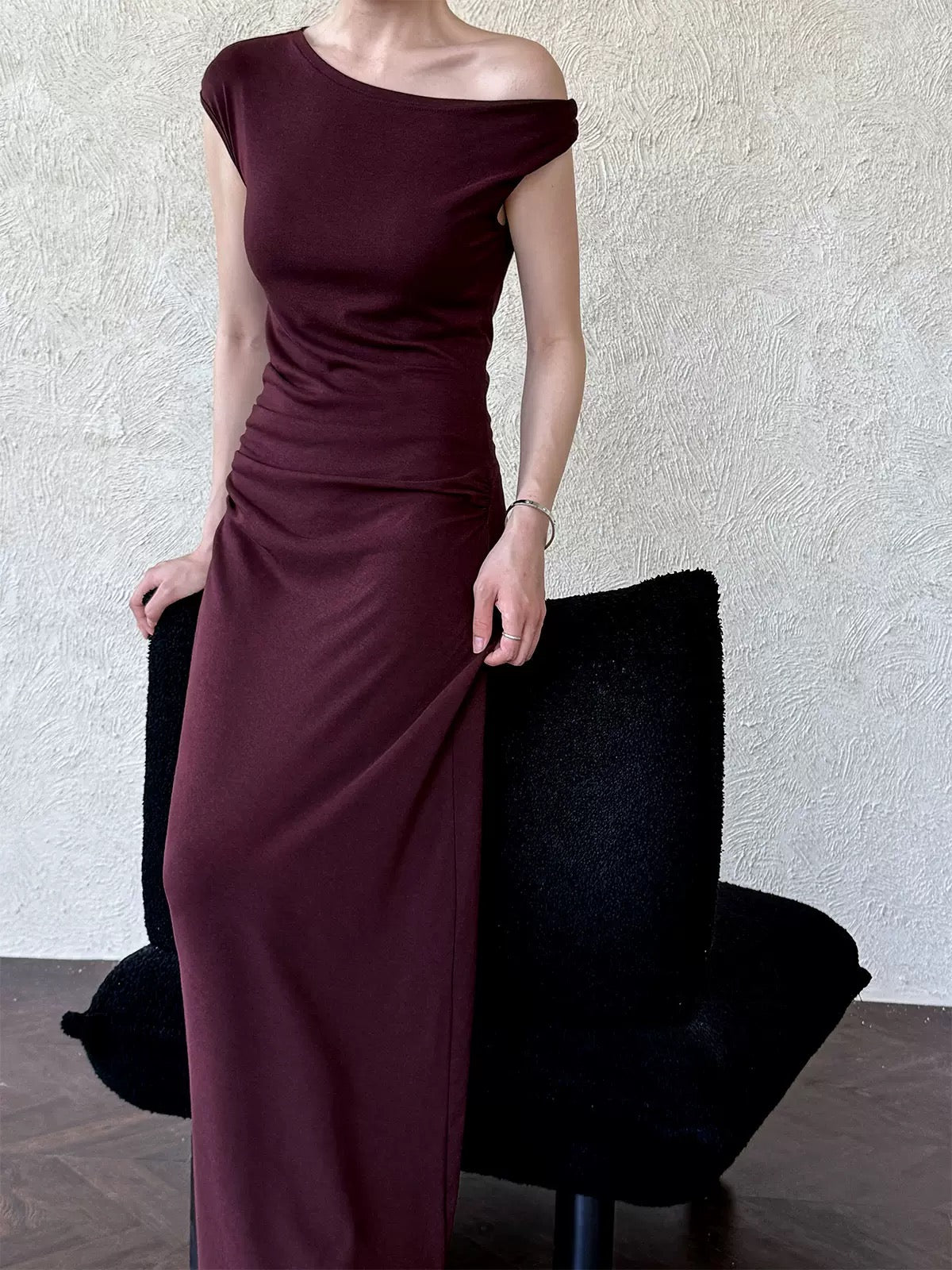 Asymmetrical Off-Shoulder Fitted Dress