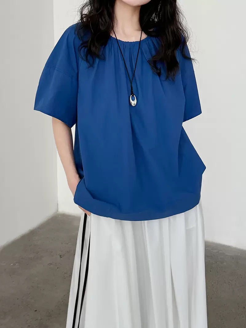 Round Neck Backless Pleated Shirt
